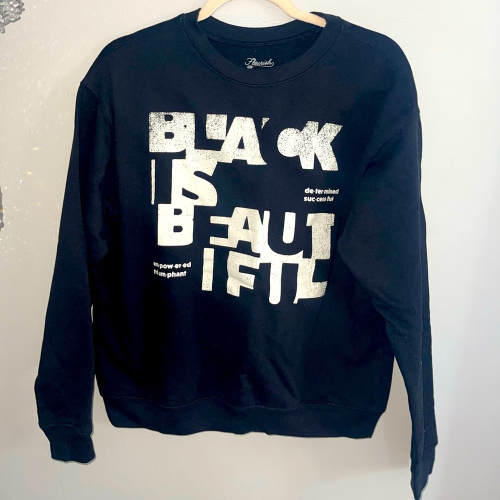Graphic sweatshirt, size medium